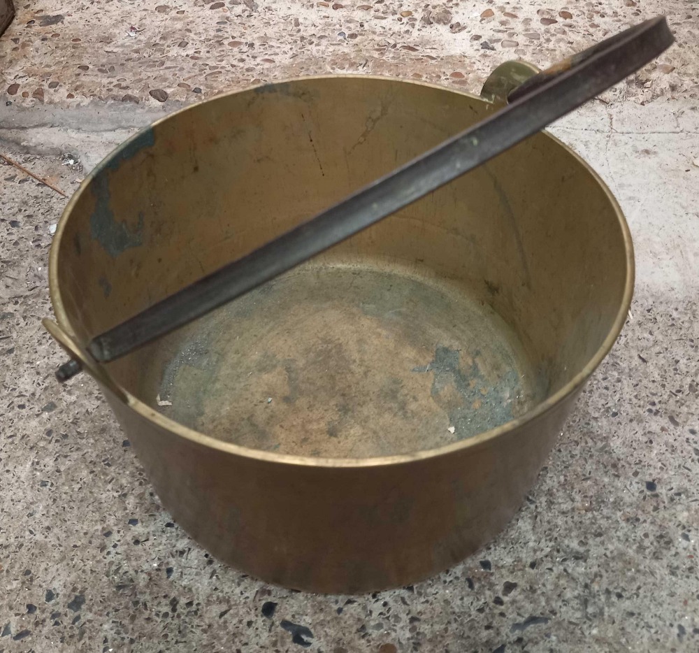 HEAVY BRASS JAM PAN