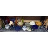 SHELF OF MISC GLASSWARE INCL: VASES, ROSE BOWL IN WOOD,