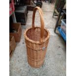 ROUND WICKER BASKET,