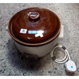 RUSSELL HOBS SLOW COOKER OF EARLY DESIGN