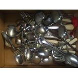 SMALL CARTON OF MISC STAINLESS STEEL CUTLERY