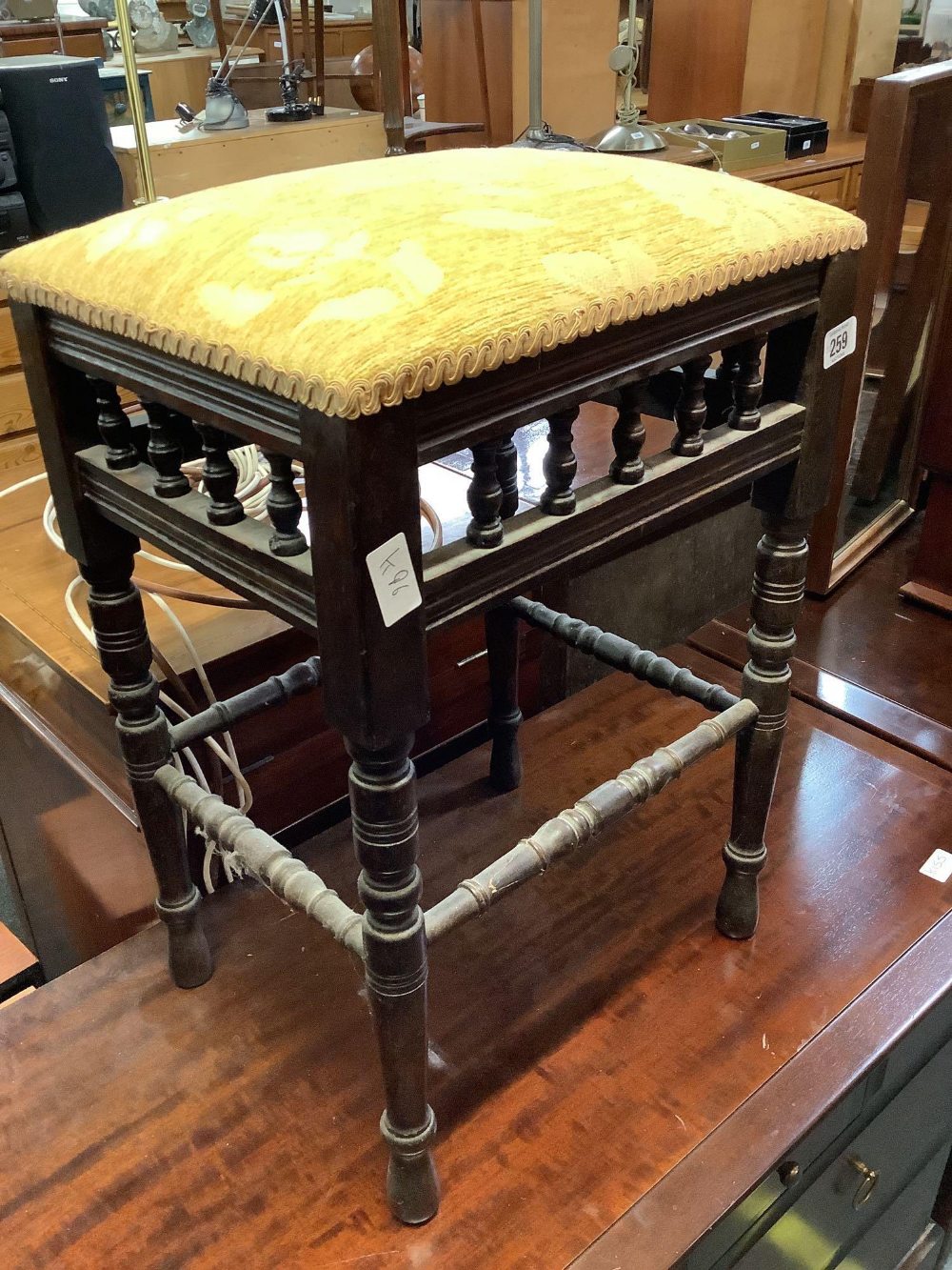 EDWARDIAN UPHOLSTERED BEDROOM STOOL WITH TURNED LEGS