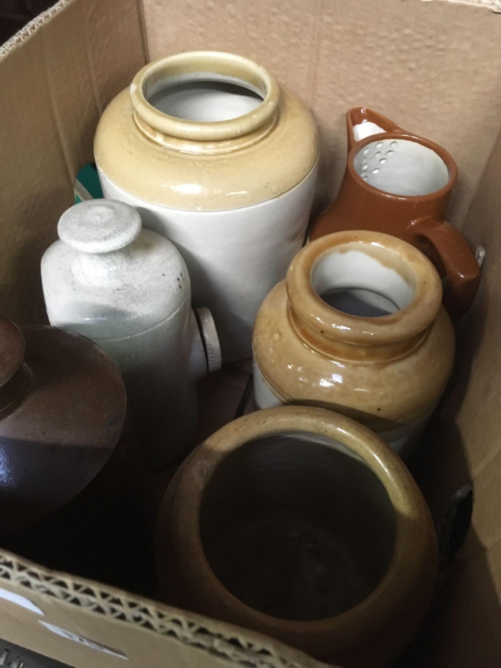 2 SMALL CARTONS OF STONEWARE JARS & MEDICAL BOTTLES - Image 2 of 4