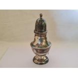 A SILVER SUGAR CASTER, 6" HIGH, LONDON,