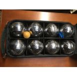 CASE SET OF BOULE