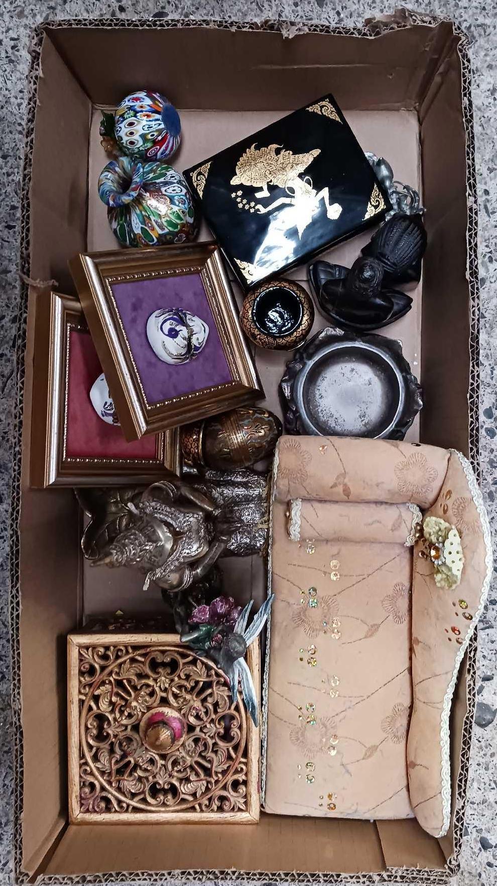 CARTON WITH TRINKET BOXES, SMALL FRAMED MASQUERADE MASK,