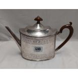 GEORGIAN STYLE SILVER TEA POT, LONDON 1887 BY JA TS,