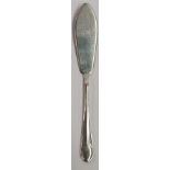 A SILVER BUTTER KNIFE SHEFFIELD 1935