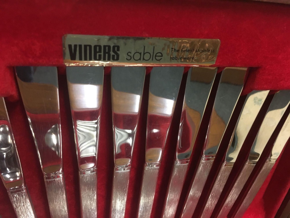 WOOD CUTLERY BOX WITH PART CUTLERY SET BY VINERS - Image 2 of 3