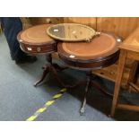 MODERN CIRCULAR LEATHER TOP DRUM TABLES WITH DRAWERS ON BALL & CLAW FEET & AN OVAL GILT EDGE MIRROR