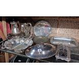 SHELF OF MISC PLATED ITEMS INCL; SWING HANDLED BASKET, COFFEE POT,