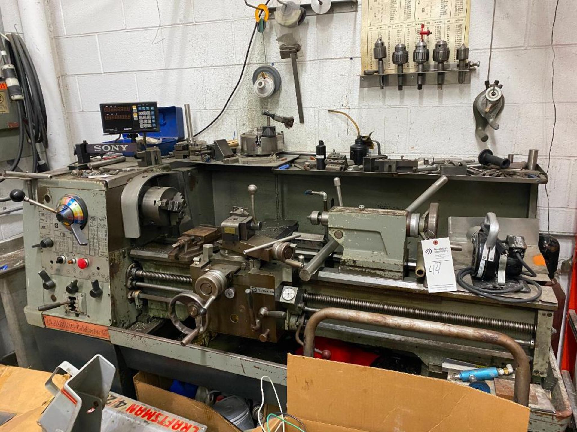 CLAUSING-COLCHESTER ENGINE LATHE