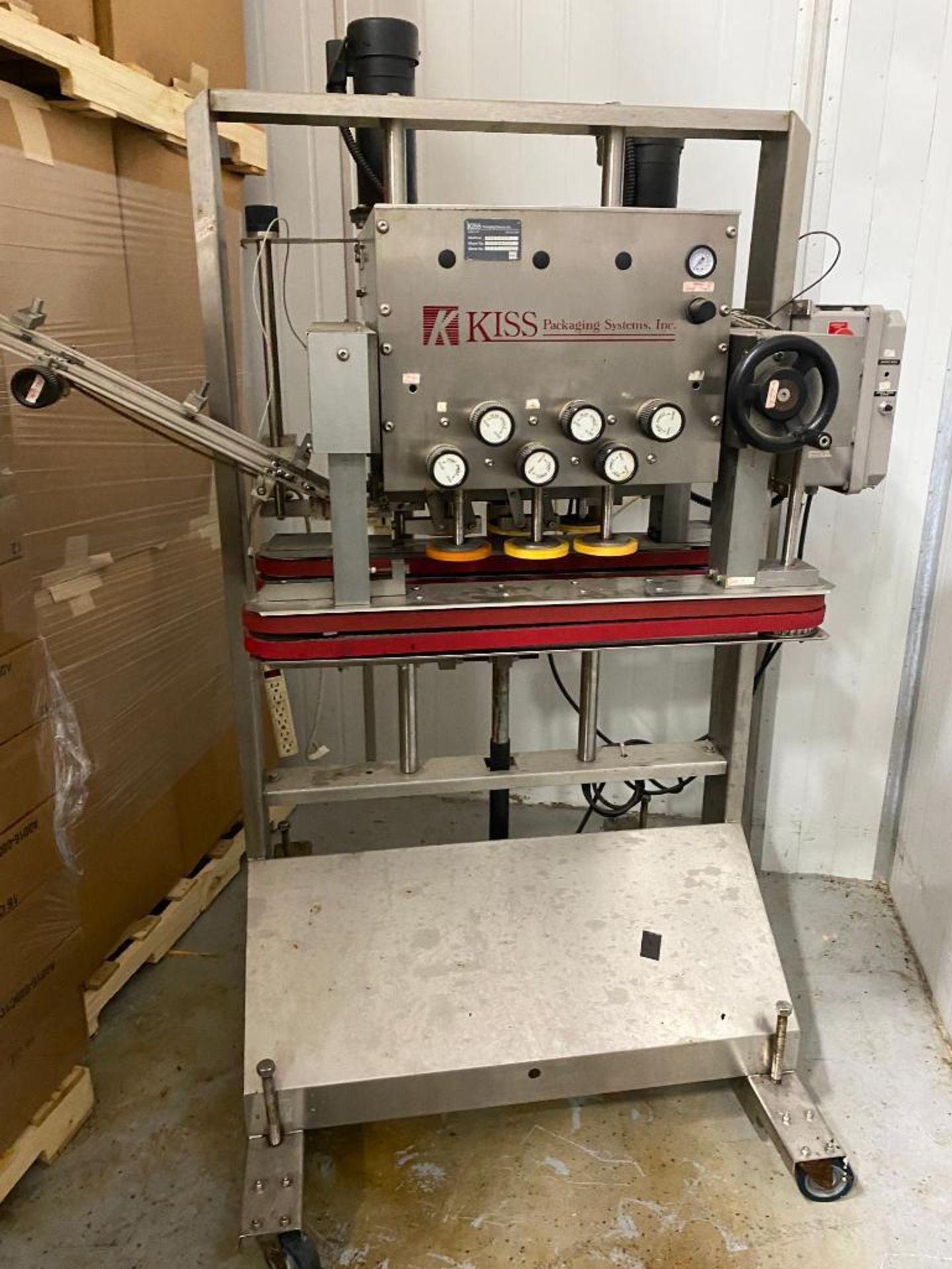 KISS PACKAGING SYSTEMS; MODEL CAPPER VACT-06 - Image 2 of 3