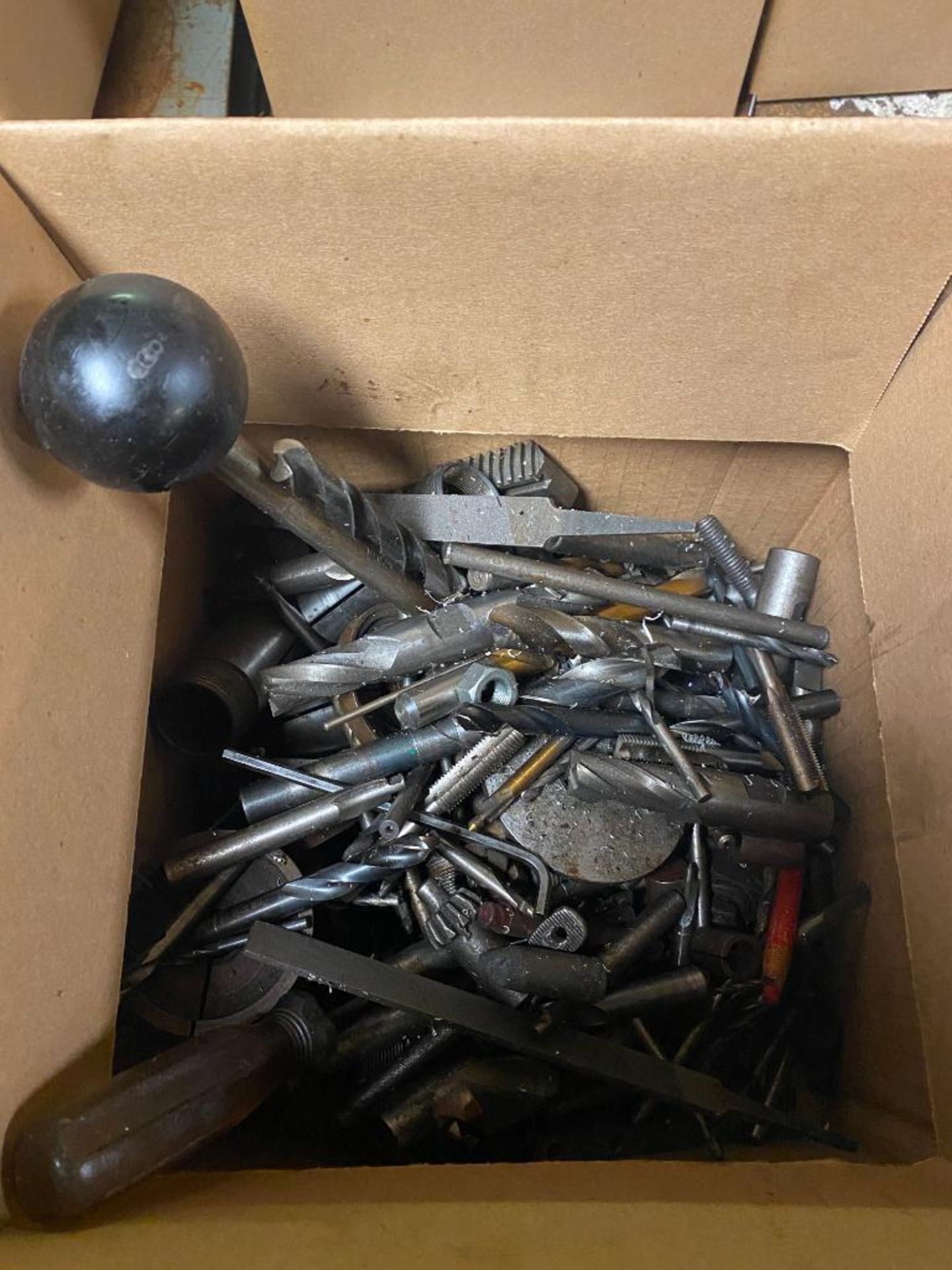 (LOT) HAND TOOLS, DRILLS, TAPS, REAMERS
