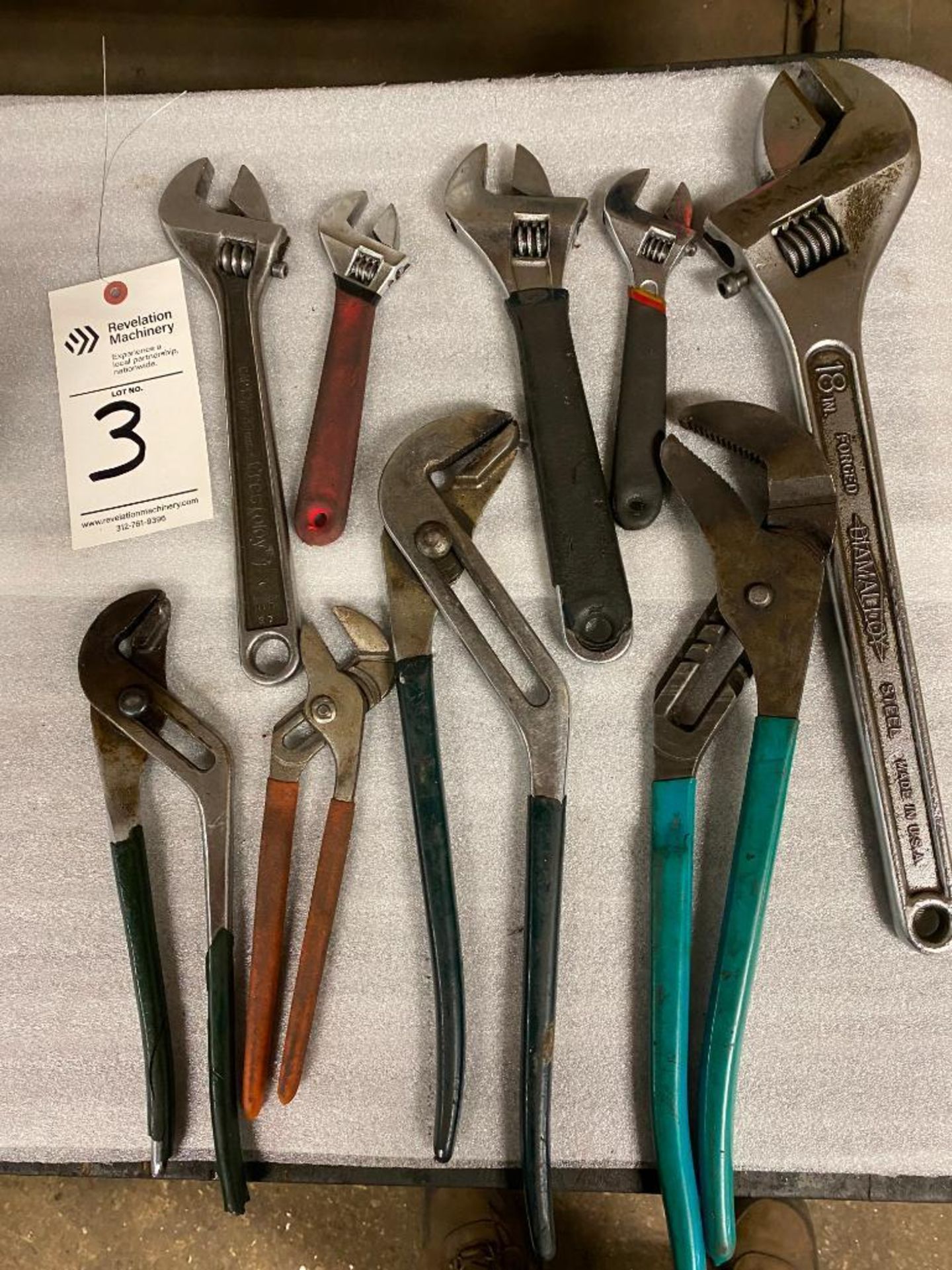 (LOT) WRENCHES AND PLIERS - Image 2 of 2