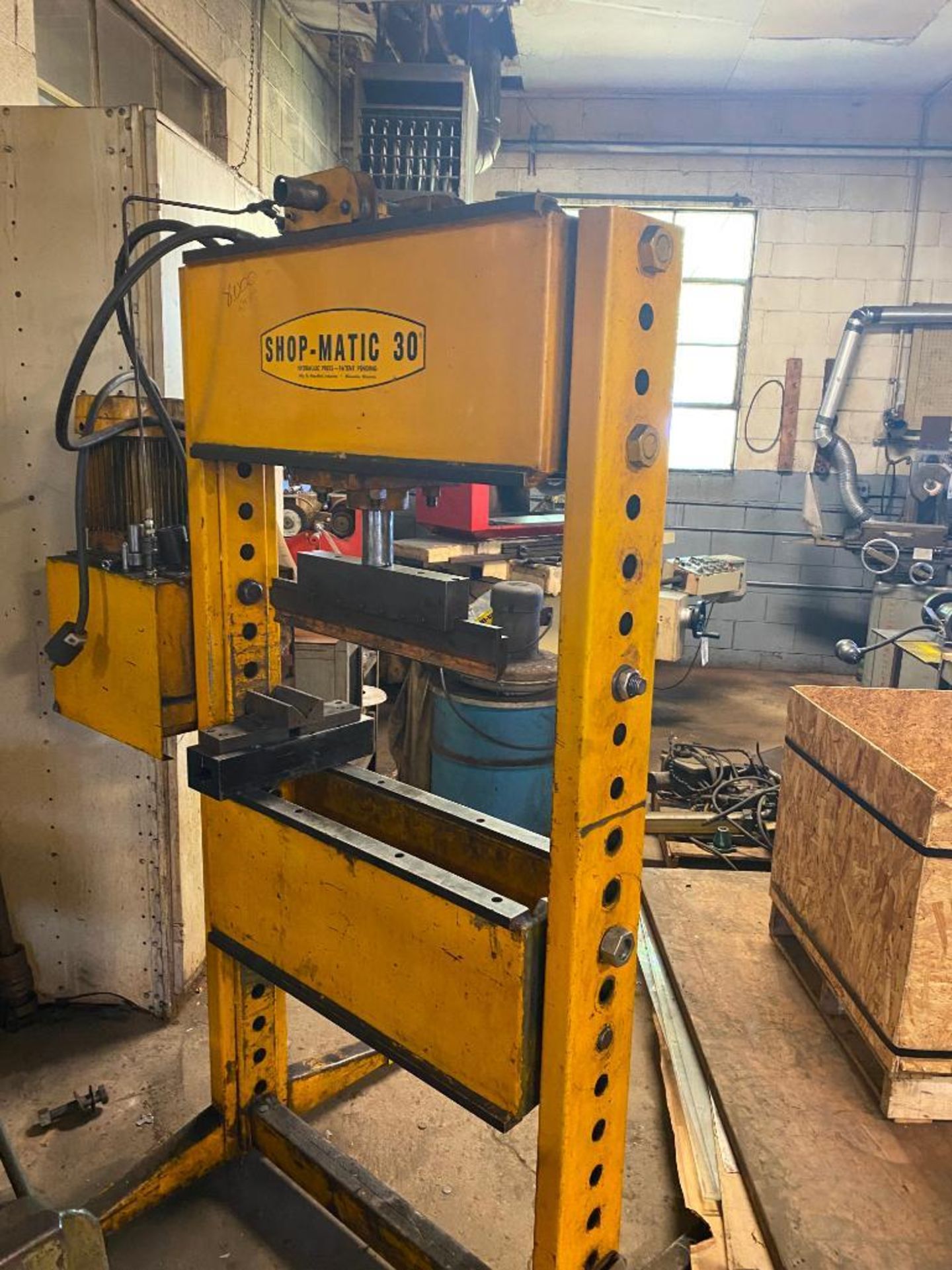 SHOPMATIC 30 TON HYDRAULIC PRESS; $250 LOADING FEE