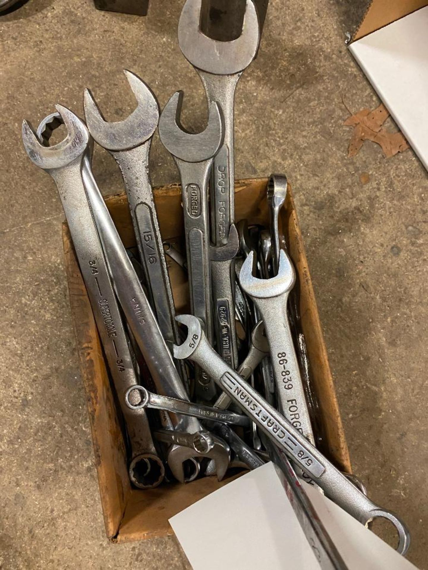 (LOT) COMBINATION WRENCHES