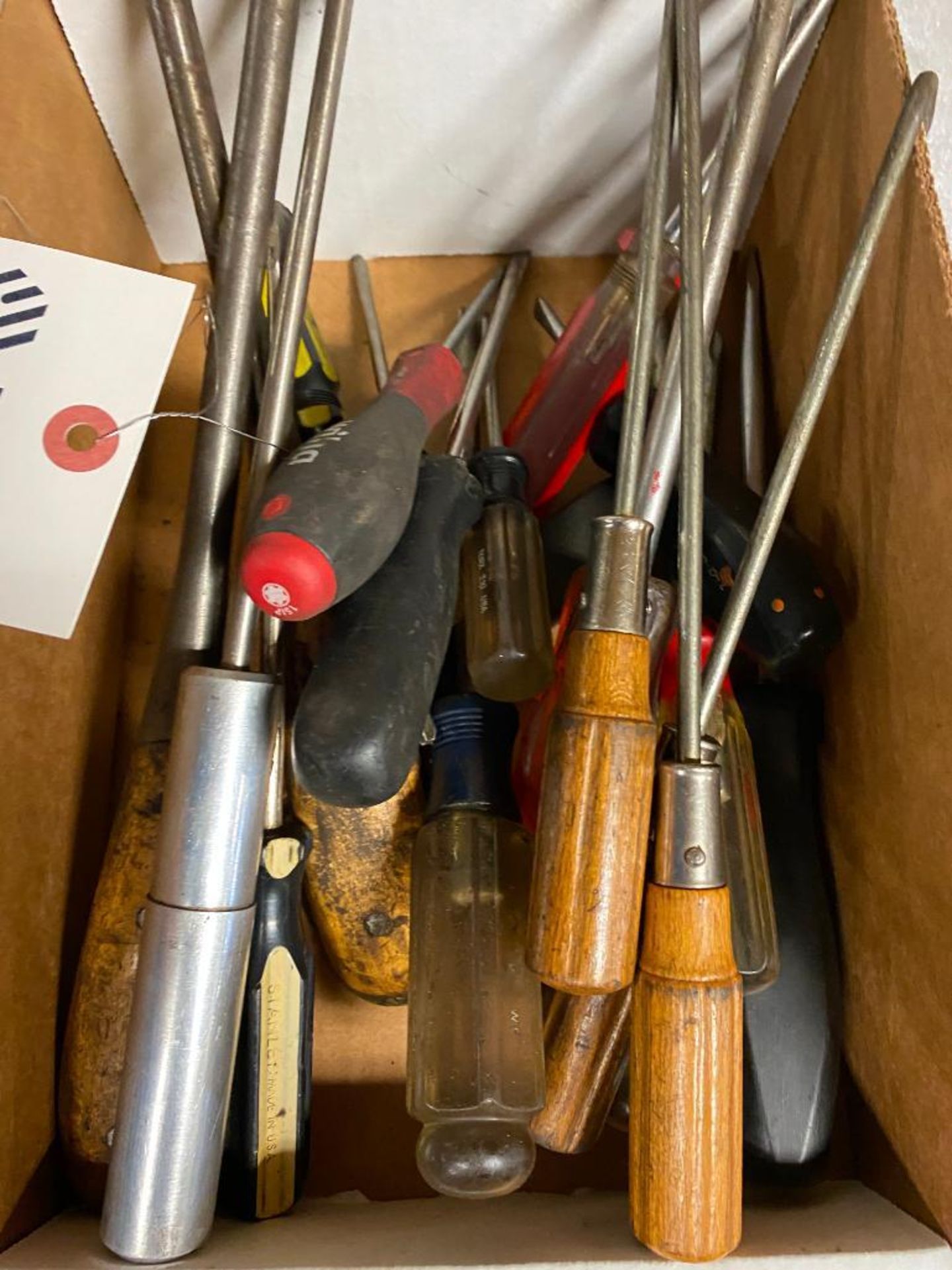 (LOT) SCREWDRIVERS