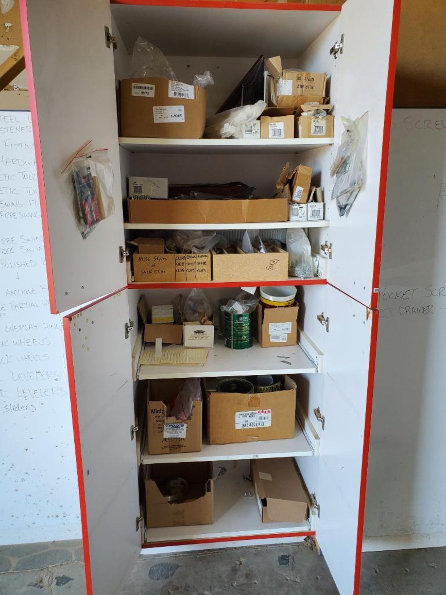 CABINET AND CONTENTS - Image 2 of 4