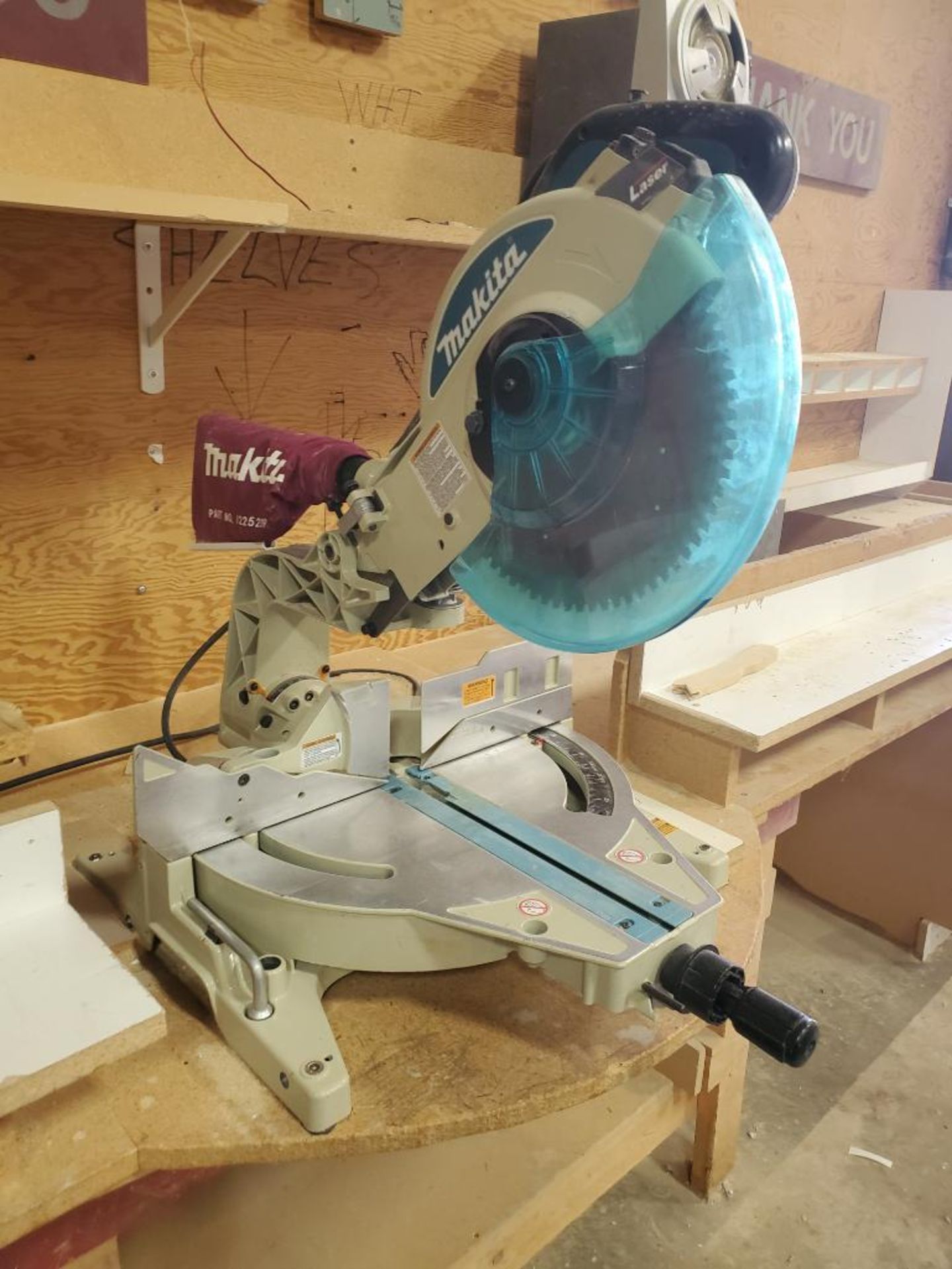 MAKITA SAW - Image 2 of 3