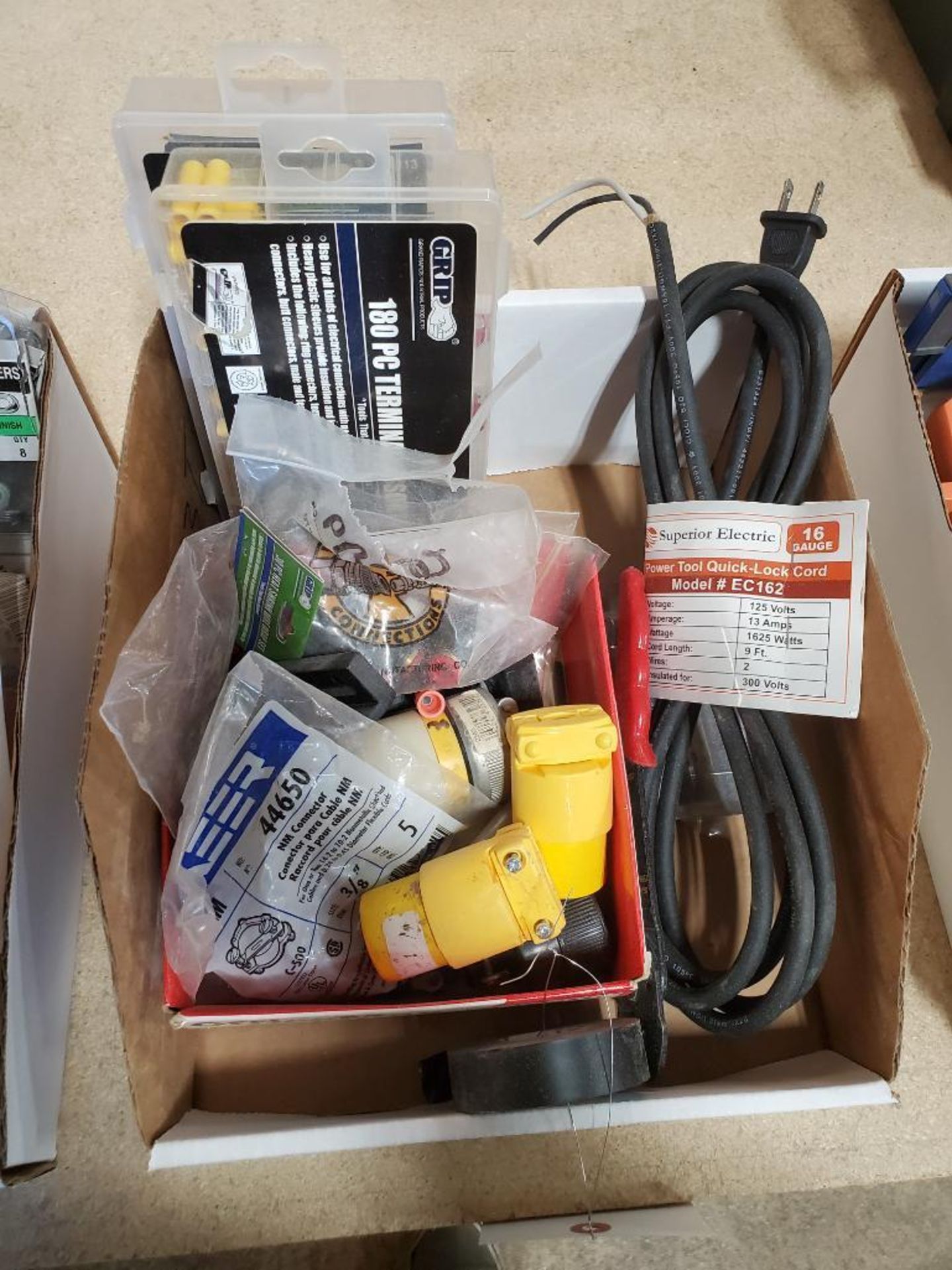 (LOT) ASSORTED ELECTRICAL SUPPLIES