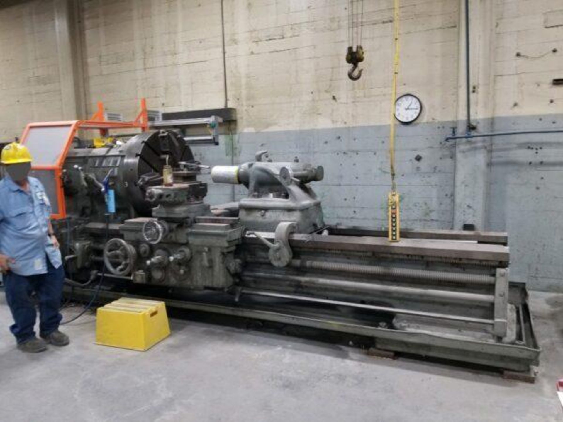 MONARCH ENGINE LATHE; MODEL 32NN; 40"X72"; YEAR 1952