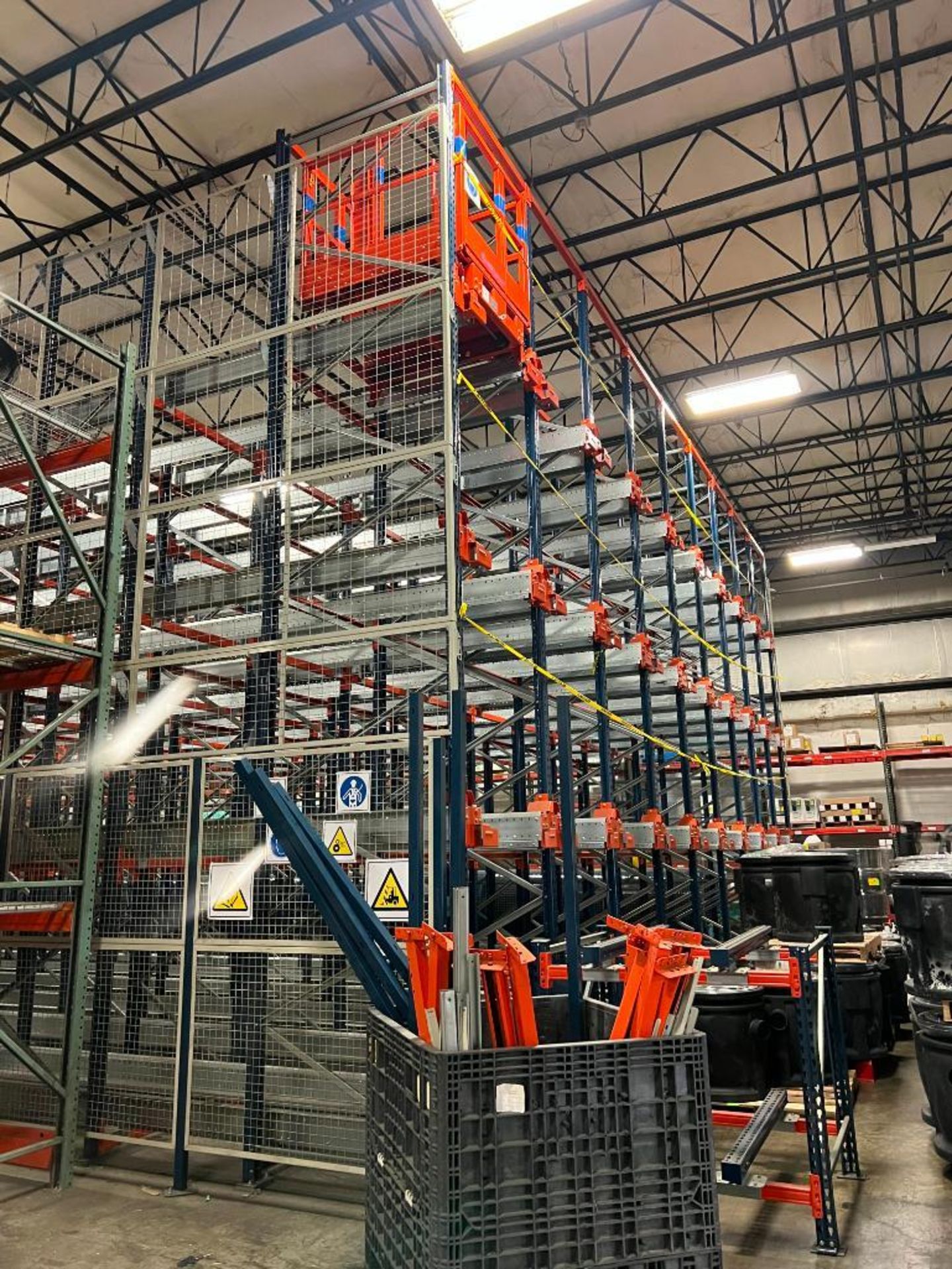 INTERLAKE STORAGE RACKING WITH PALLET SHUTTLE SYSTEM; YEAR 2019 - Image 11 of 14