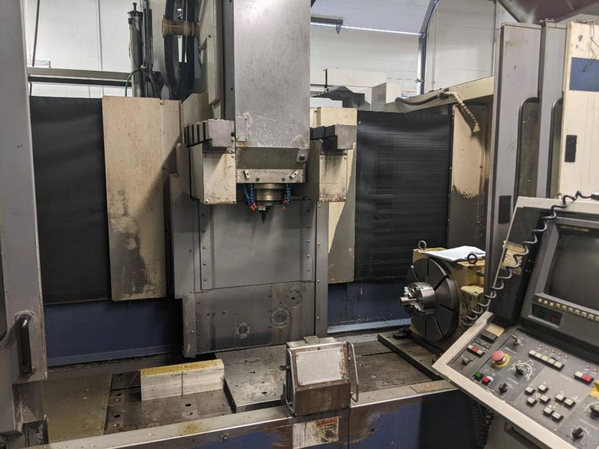 MORI SEIKI M-300L CNC VERTICAL MACHINING CENTER; YEAR 1996 - Image 3 of 16