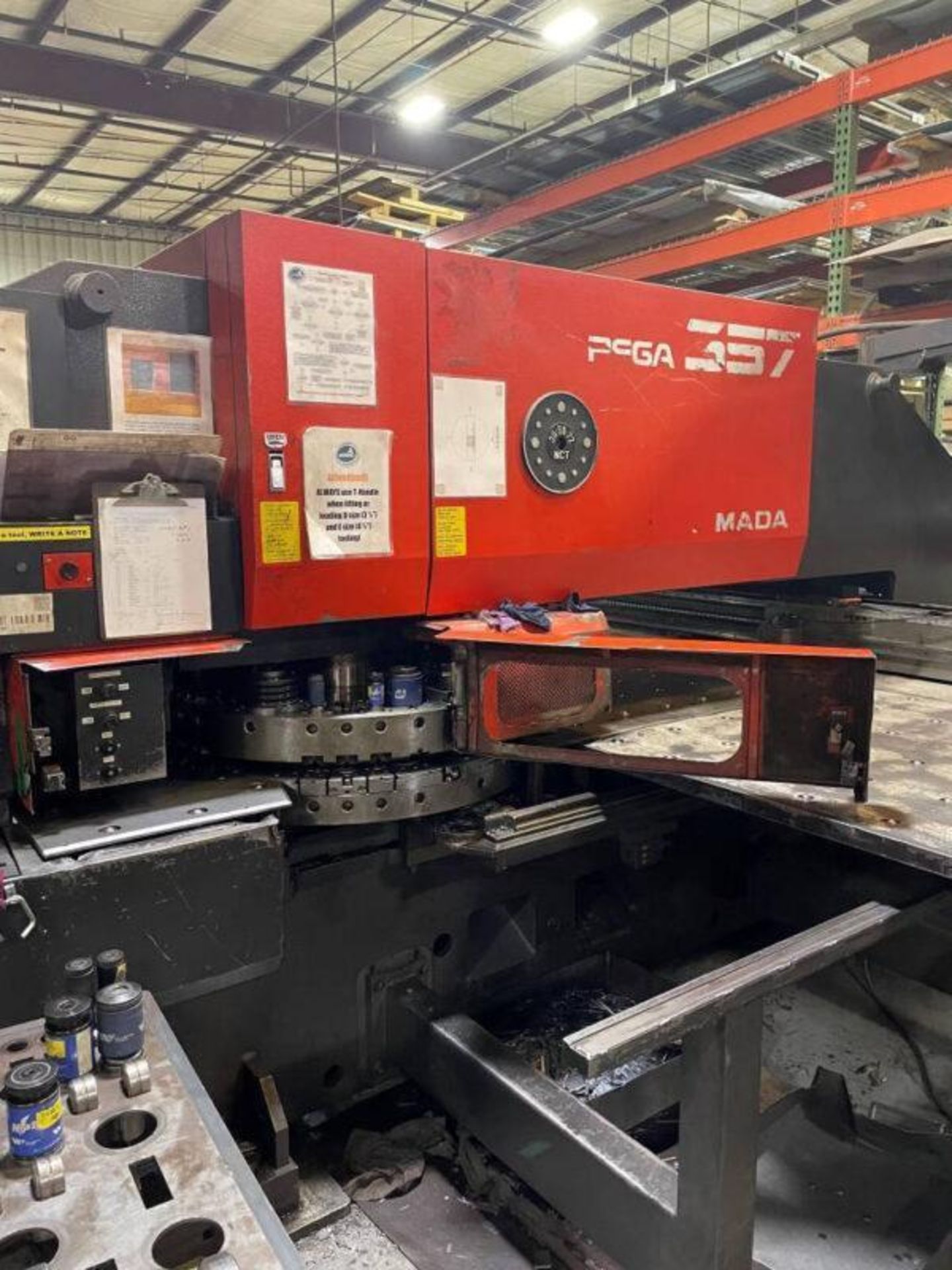 AMADA VIPROS 33 TON 357 QUEEN CNC TURRET PUNCH; YEAR 2003 - Image 8 of 31