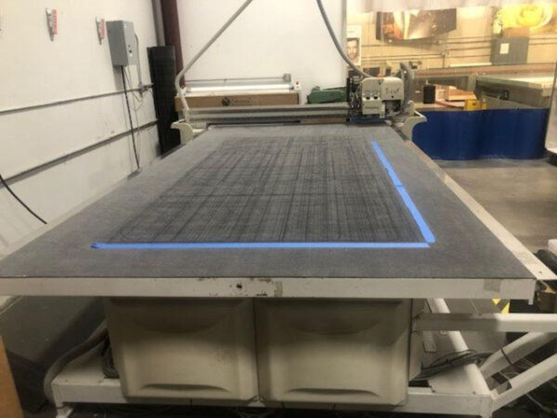 ESKO KONGSBERG IXL24 5'X10' CNC ROUTER; YEAR 2006 - Image 4 of 6