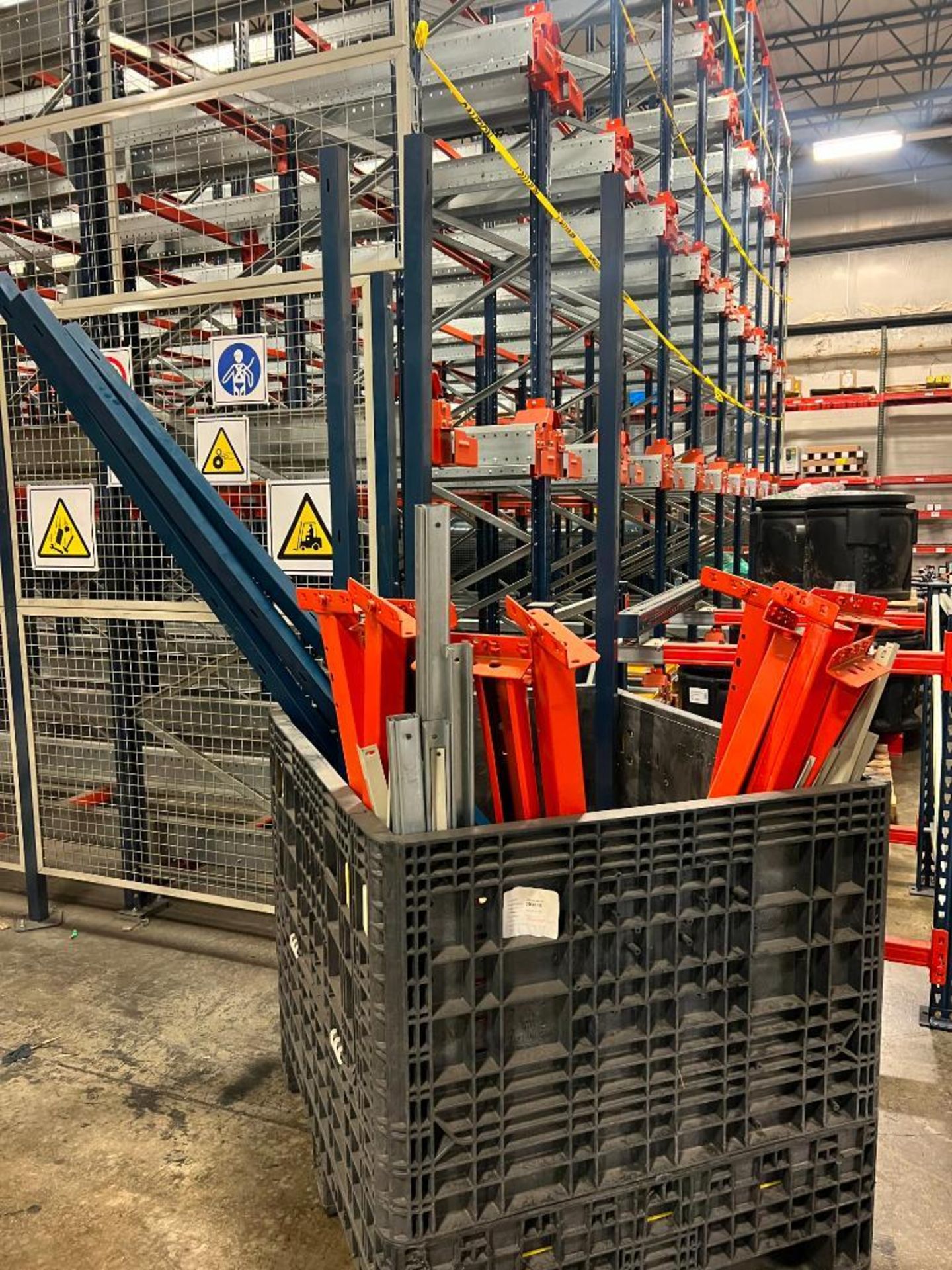 INTERLAKE STORAGE RACKING WITH PALLET SHUTTLE SYSTEM; YEAR 2019 - Image 8 of 14