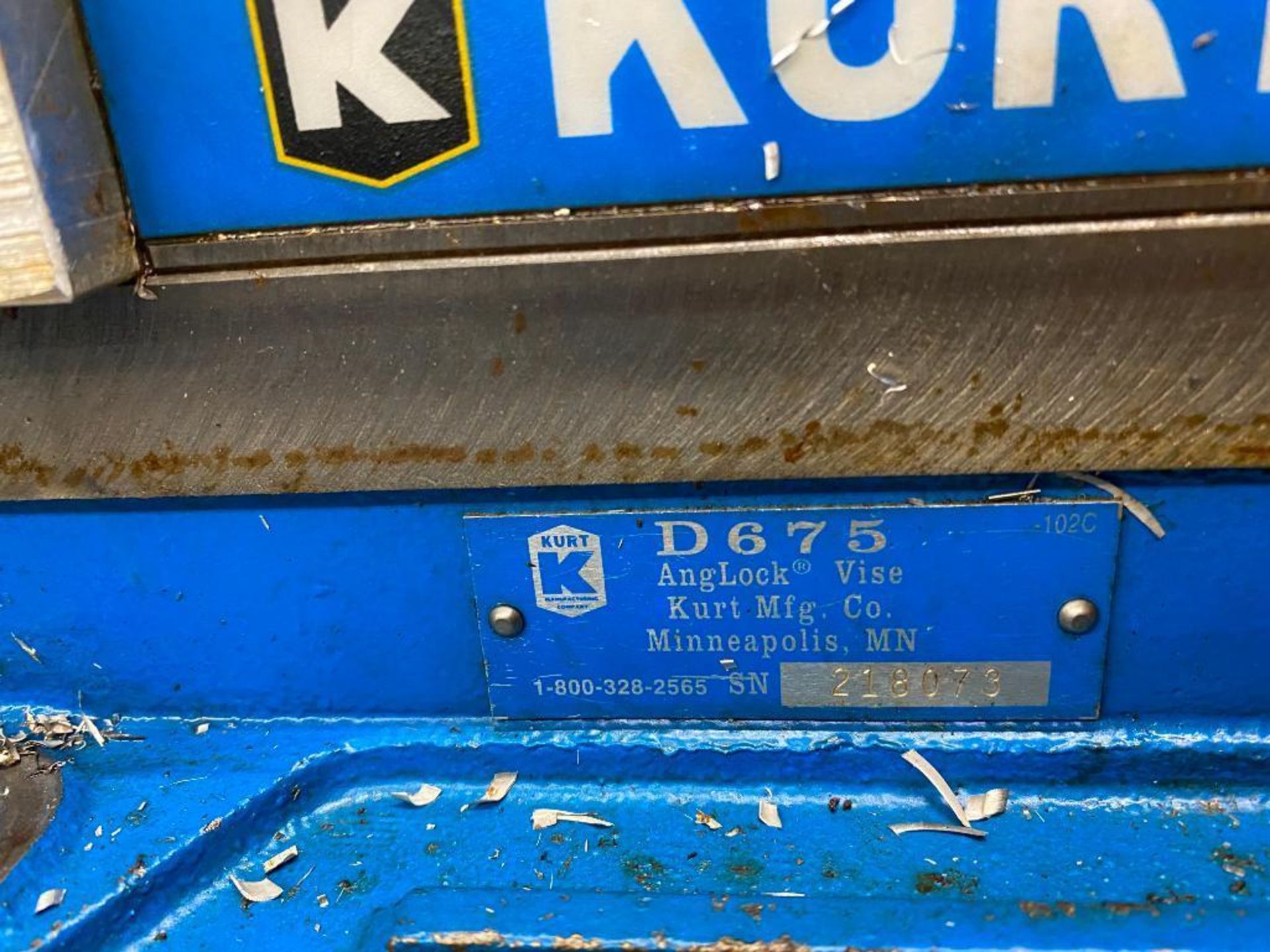 KURT D675 VISE; 6" JAW OPENING CAPACITY 7-1/2"; S/N 218073 - Image 4 of 4