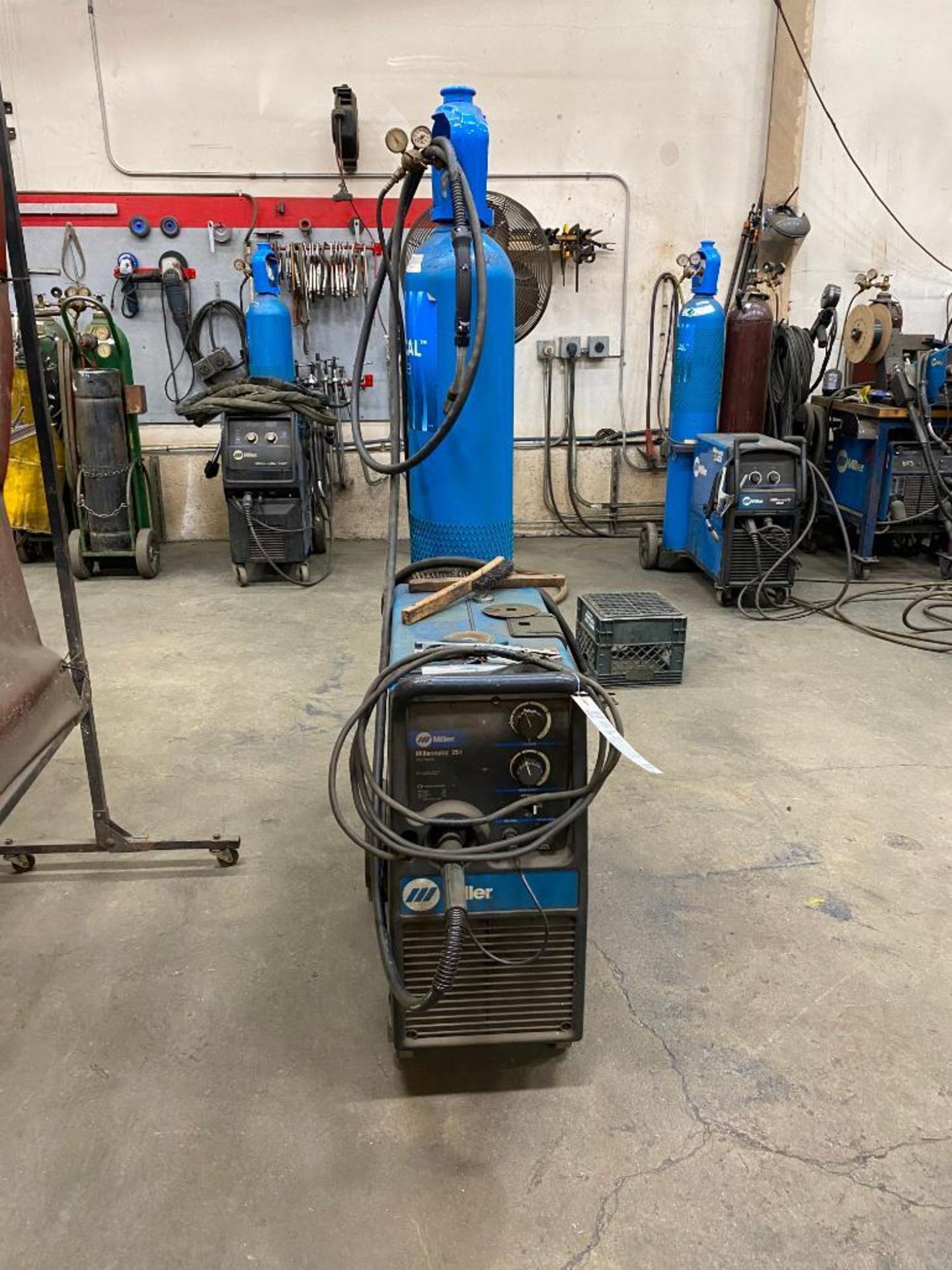 MILLER MILLERMATIC 251 WIRE WELDER