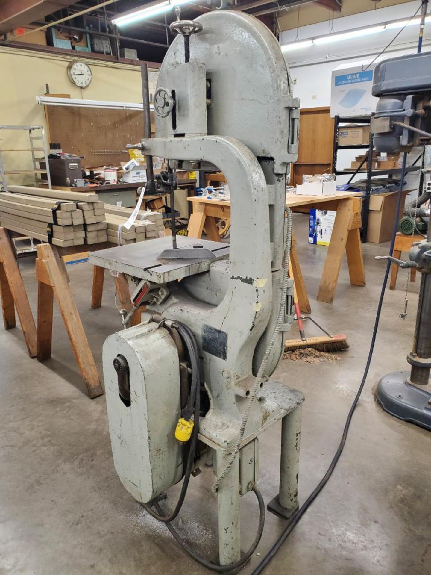 WALKER TURNER BANDSAW - Image 4 of 7