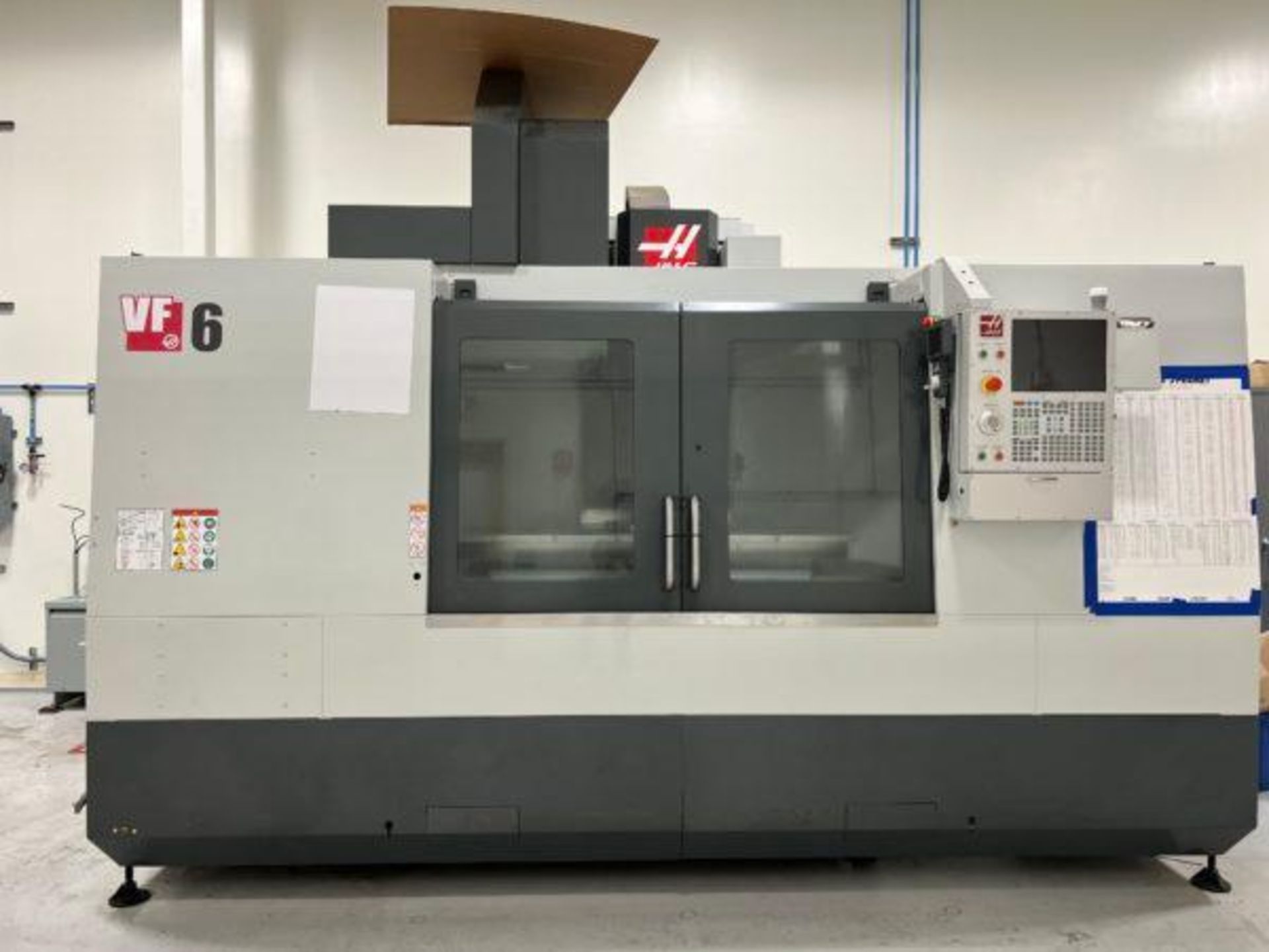 HAAS VF-6 VMC; YEAR 2021 - TOOLING INCLUDED