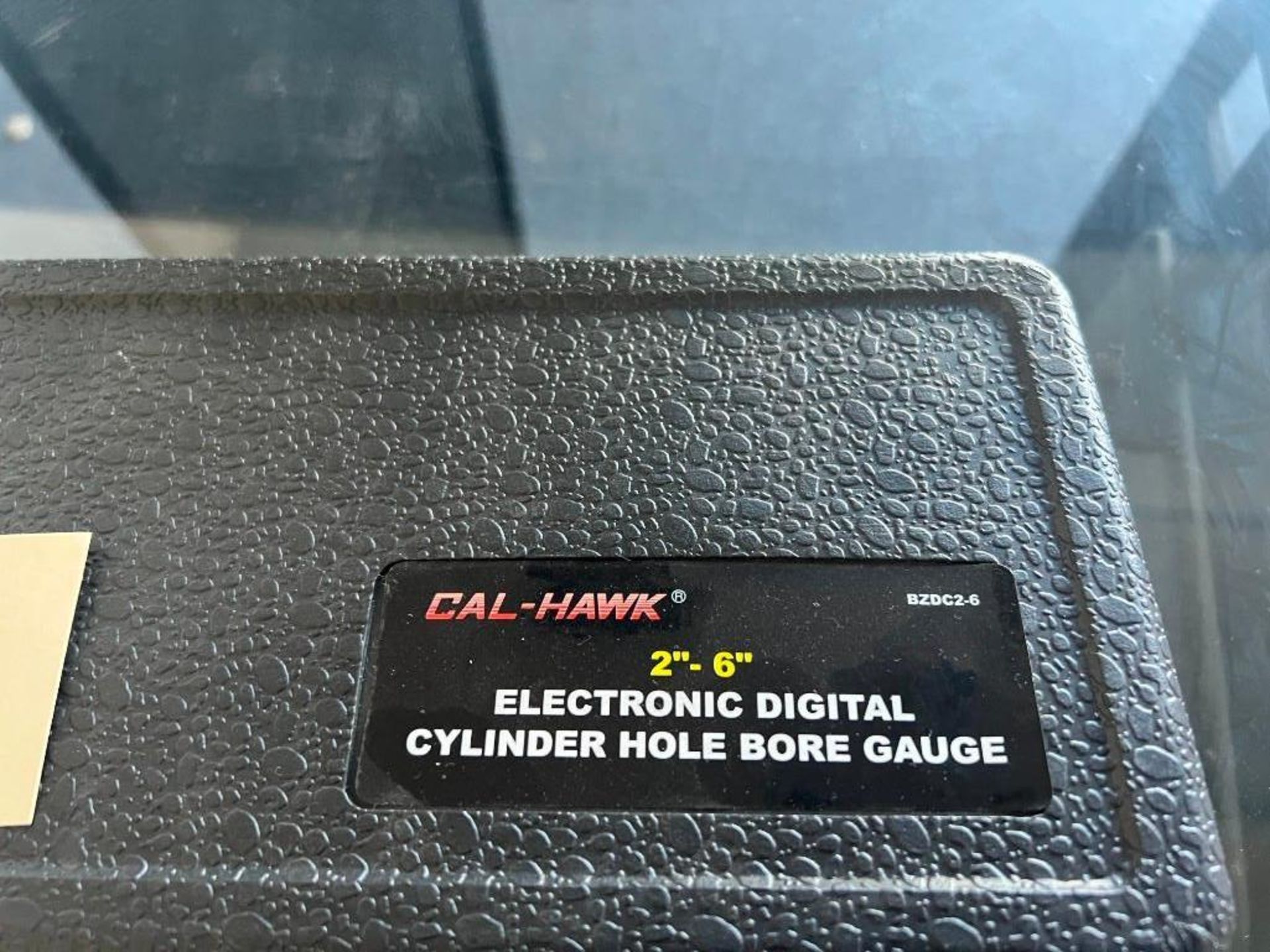 CAL-HAWK 2"-6" ELECTRONIC DIGITAL CYLINDER HOLE BORE GAUGE - Image 3 of 4