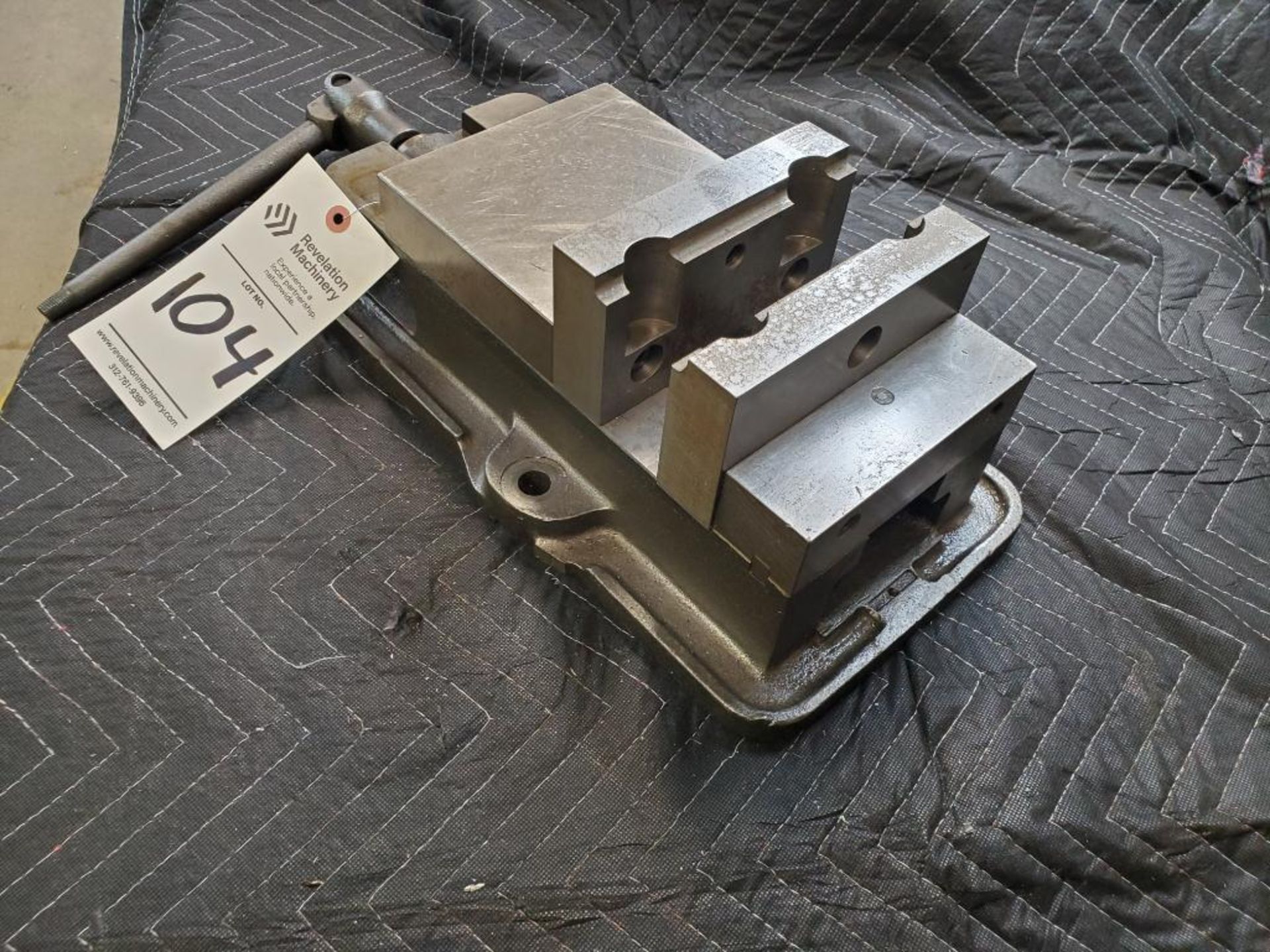 KURT ANGLOCK 6" MILLING MACHINE VISE - Image 3 of 7