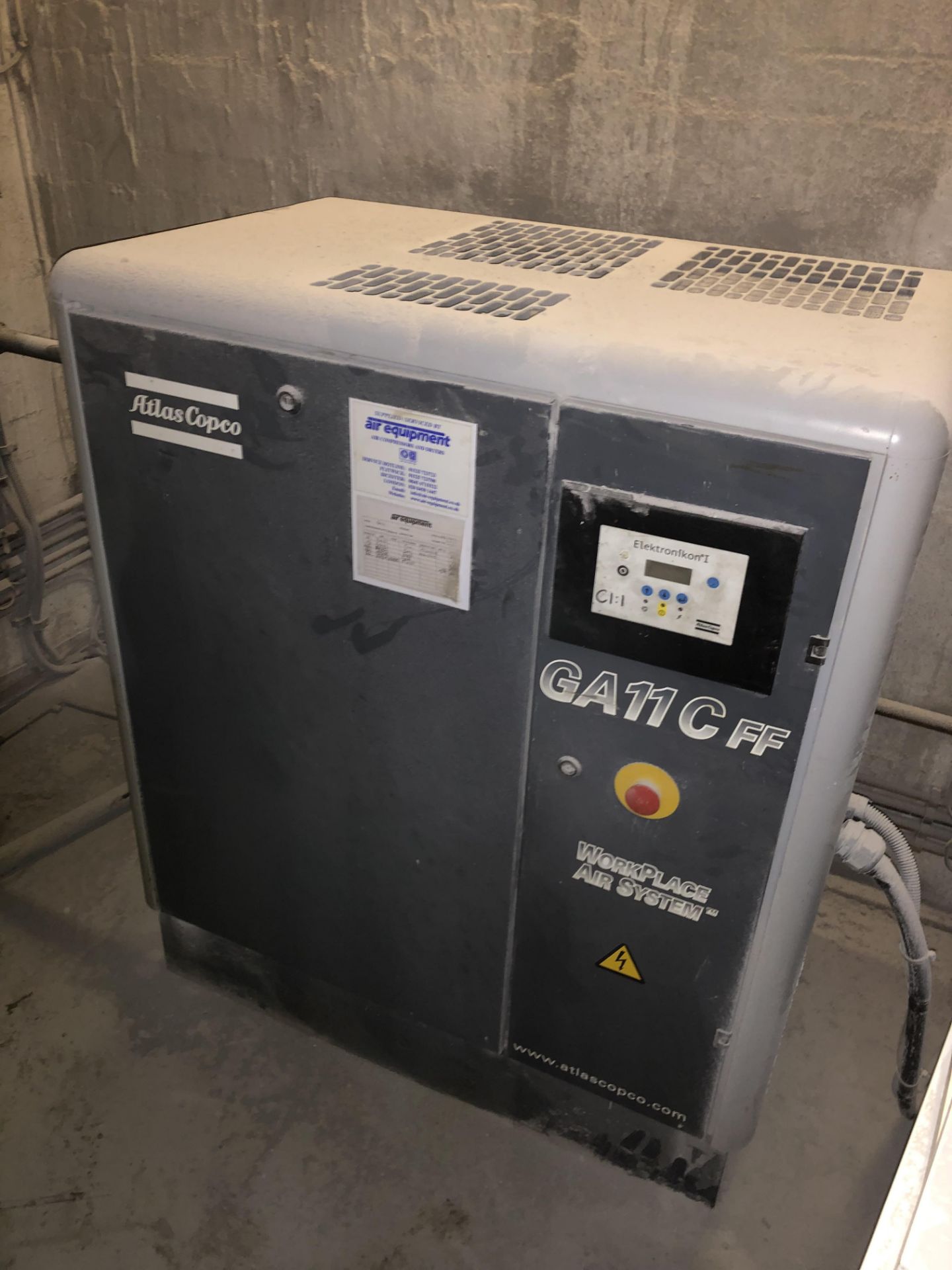 Atlas Copco GA11 CFF Screw Compressor with 500ltr Receiver - Image 2 of 5