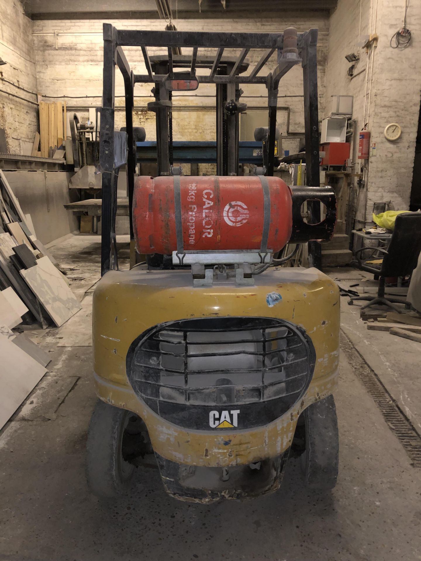 Caterpillar GP20K 2T Gas Forklift Truck - Image 4 of 6