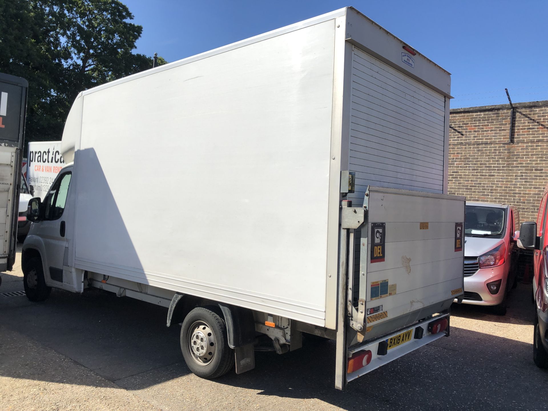 Peugeot Boxer 335 L3 Blue HDI Luton Van with tail lift - Image 6 of 9