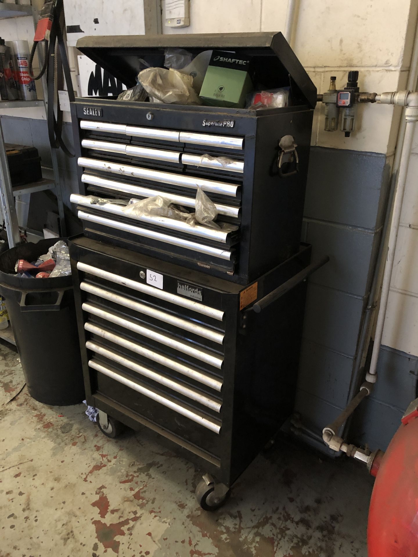 Two Section Mobile Tool Chest & Contents - Image 2 of 3