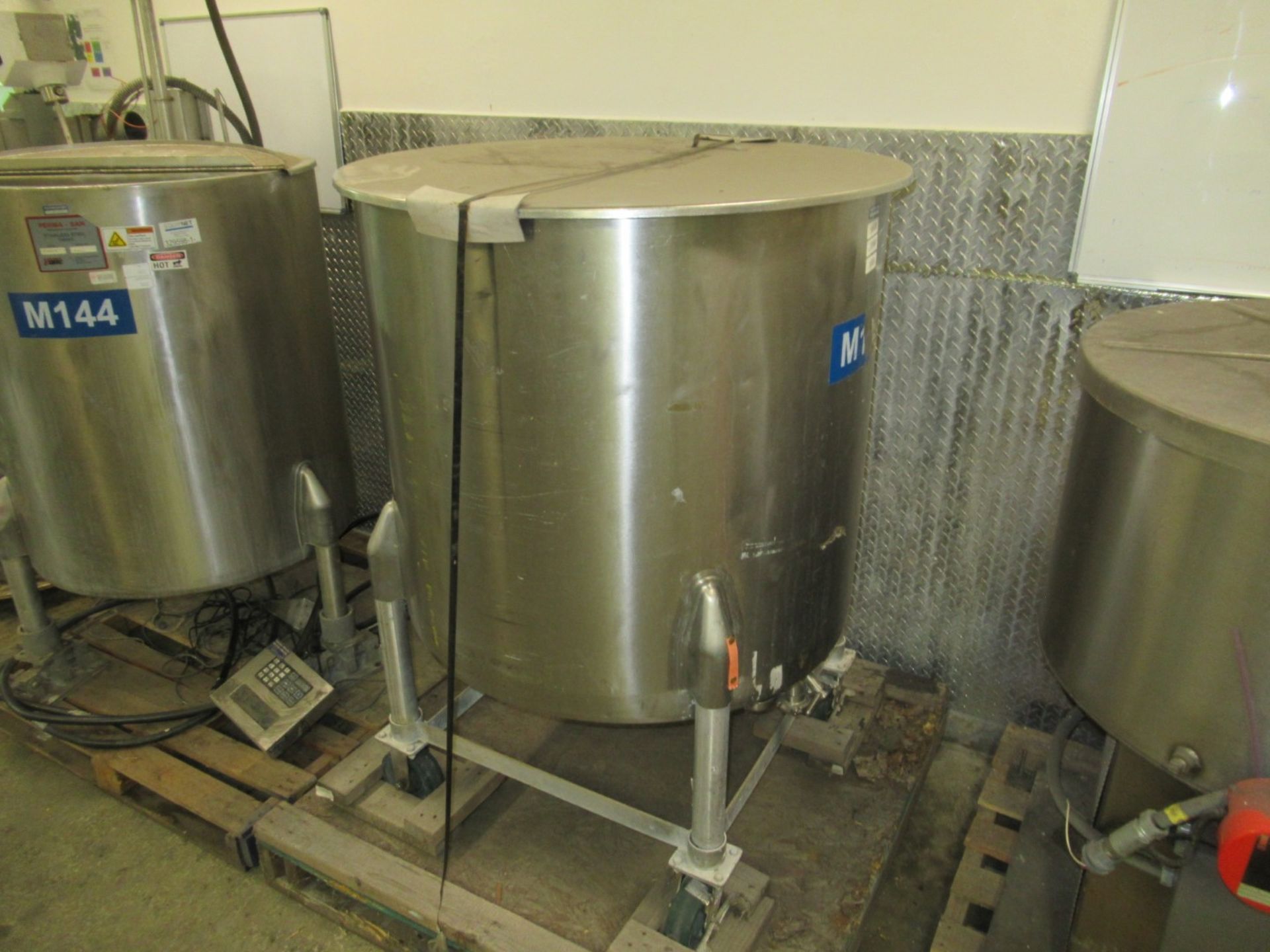 Mobile Stainless Tank