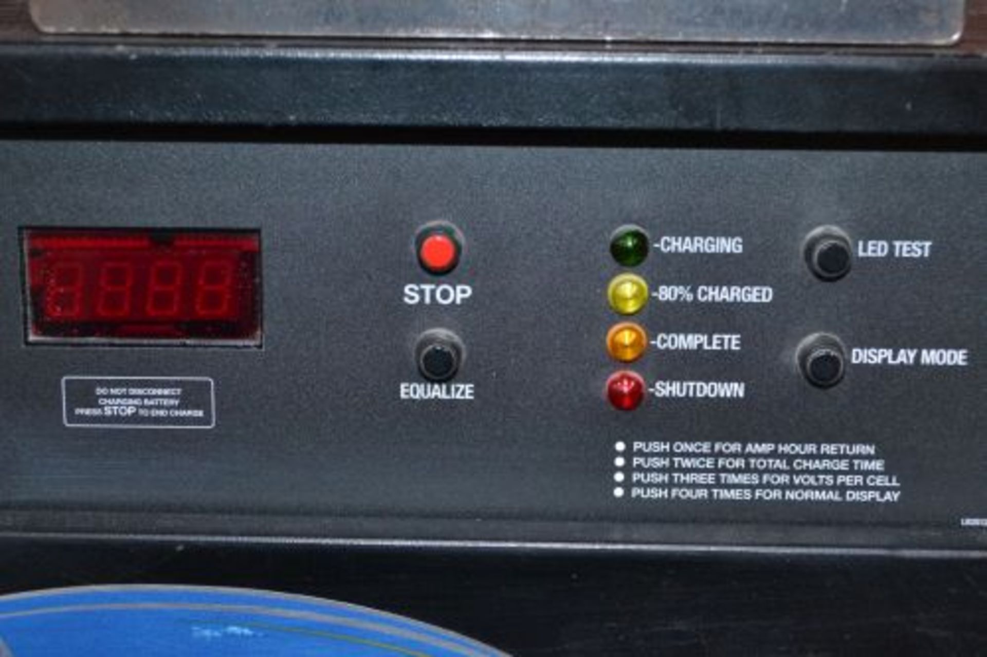 Applied Energy Solutions Workhorse 24 volt battery charger - Image 4 of 5