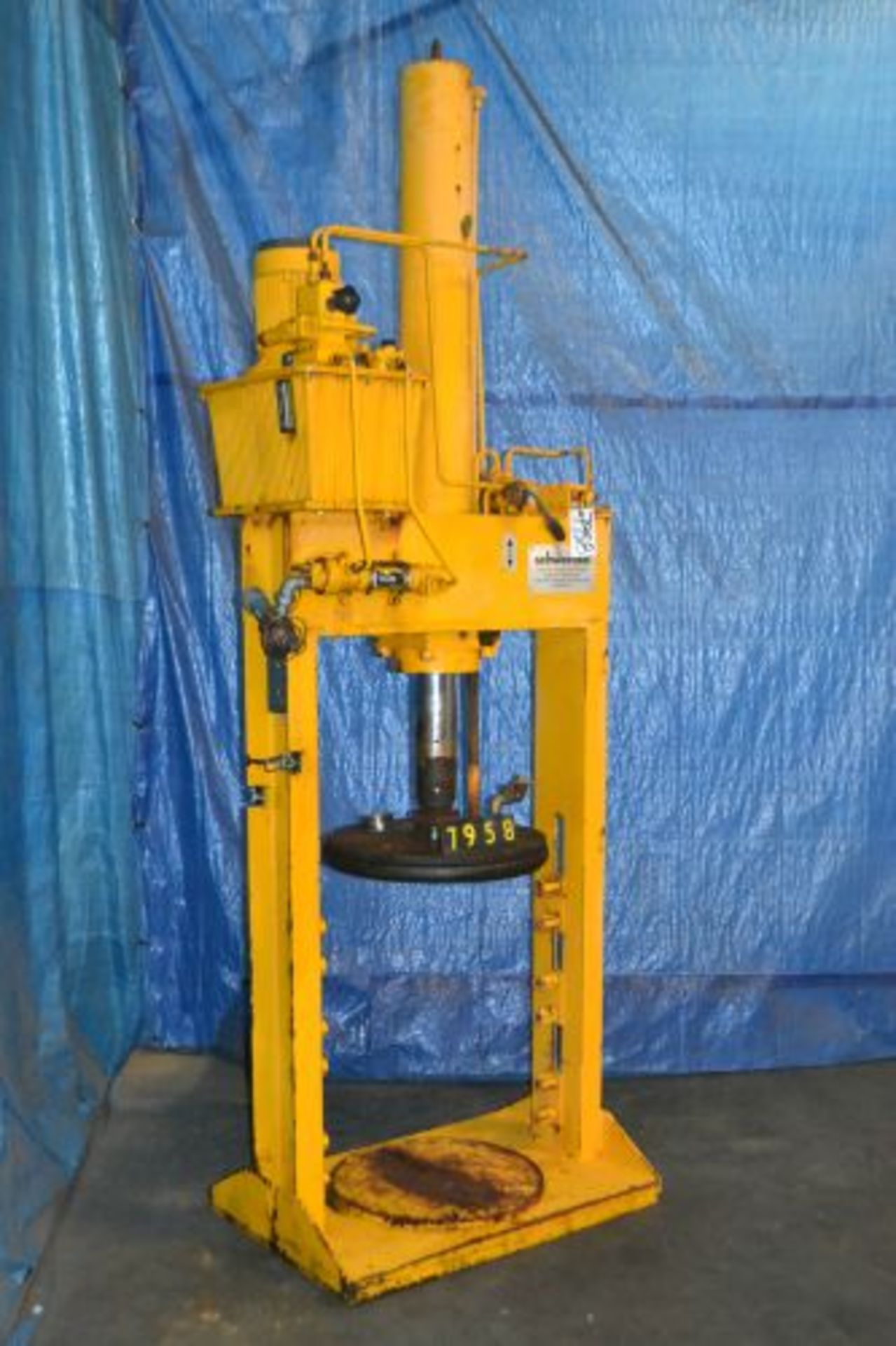 Schwerdtel hydraulic barrel press