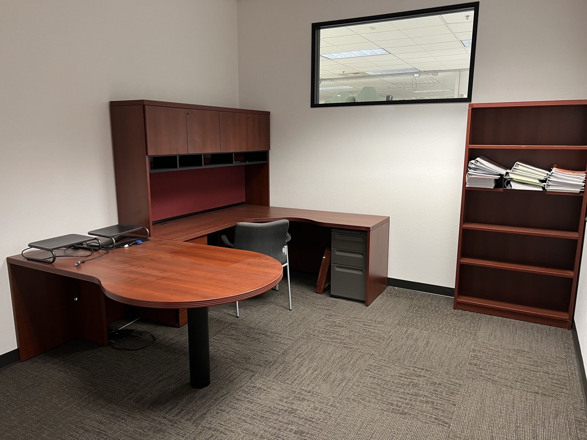 Office Furniture - Image 15 of 18