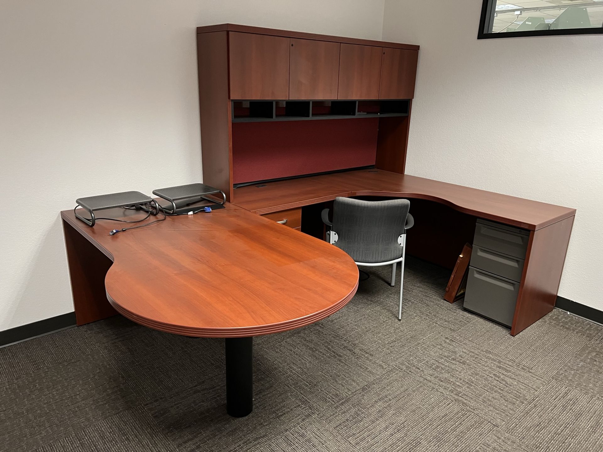 Office Furniture - Image 16 of 18