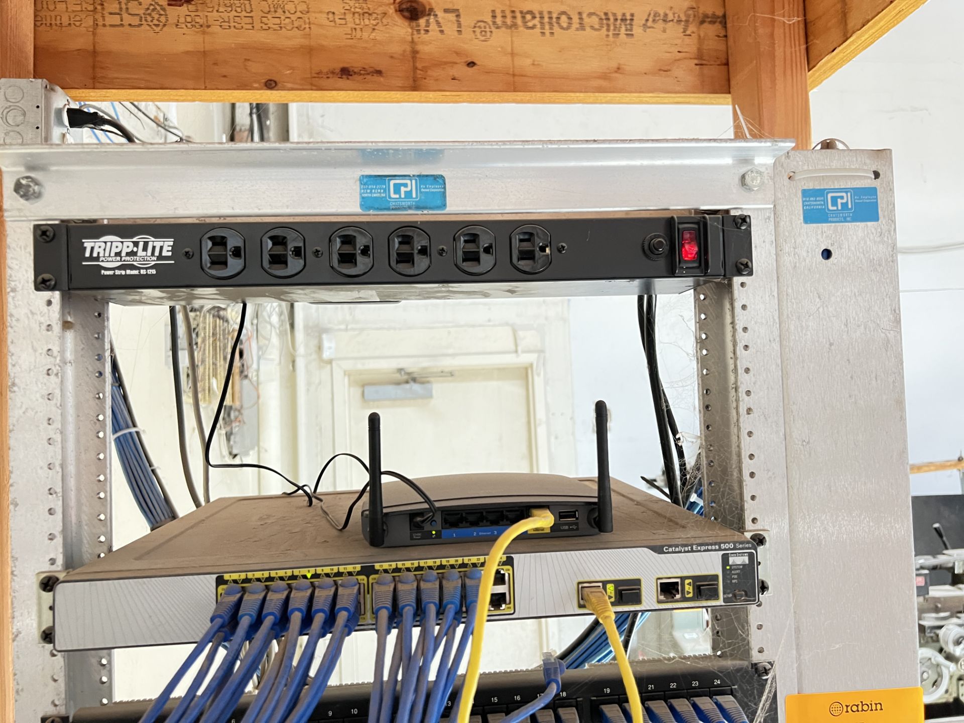 IT/Server Rack/Cabinet - Image 10 of 10