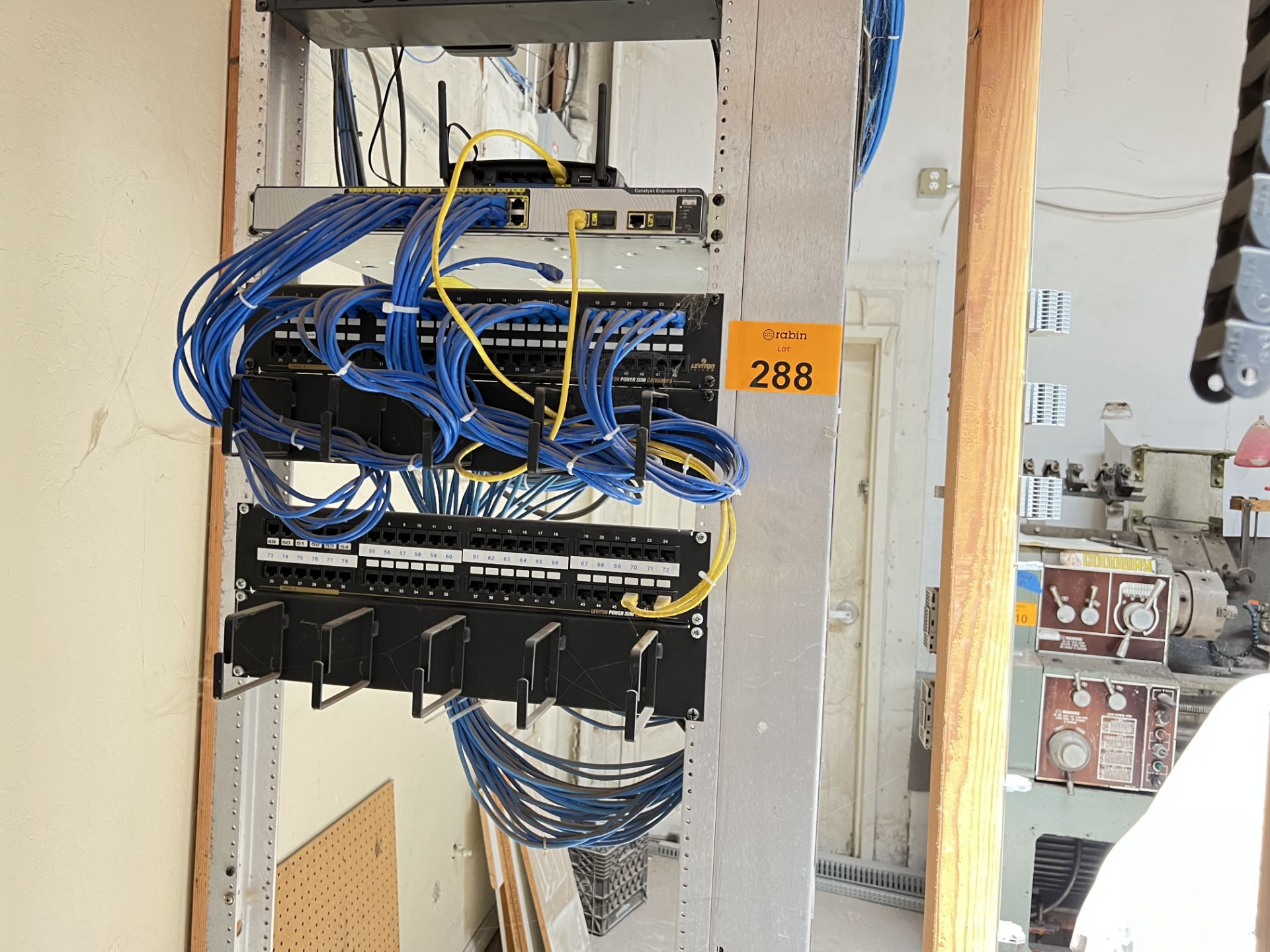 IT/Server Rack/Cabinet - Image 8 of 10