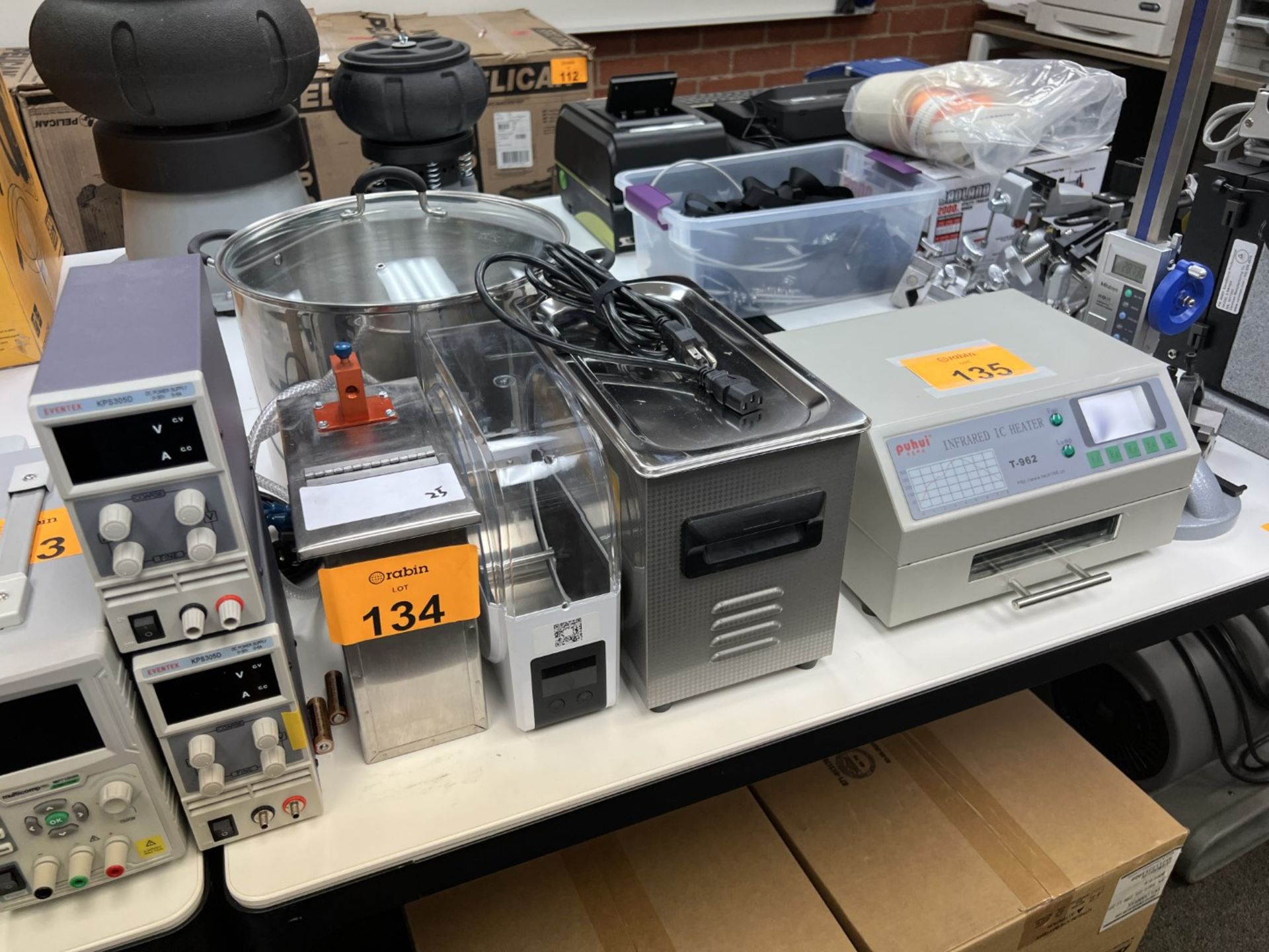 Lab Equipment - Image 4 of 5