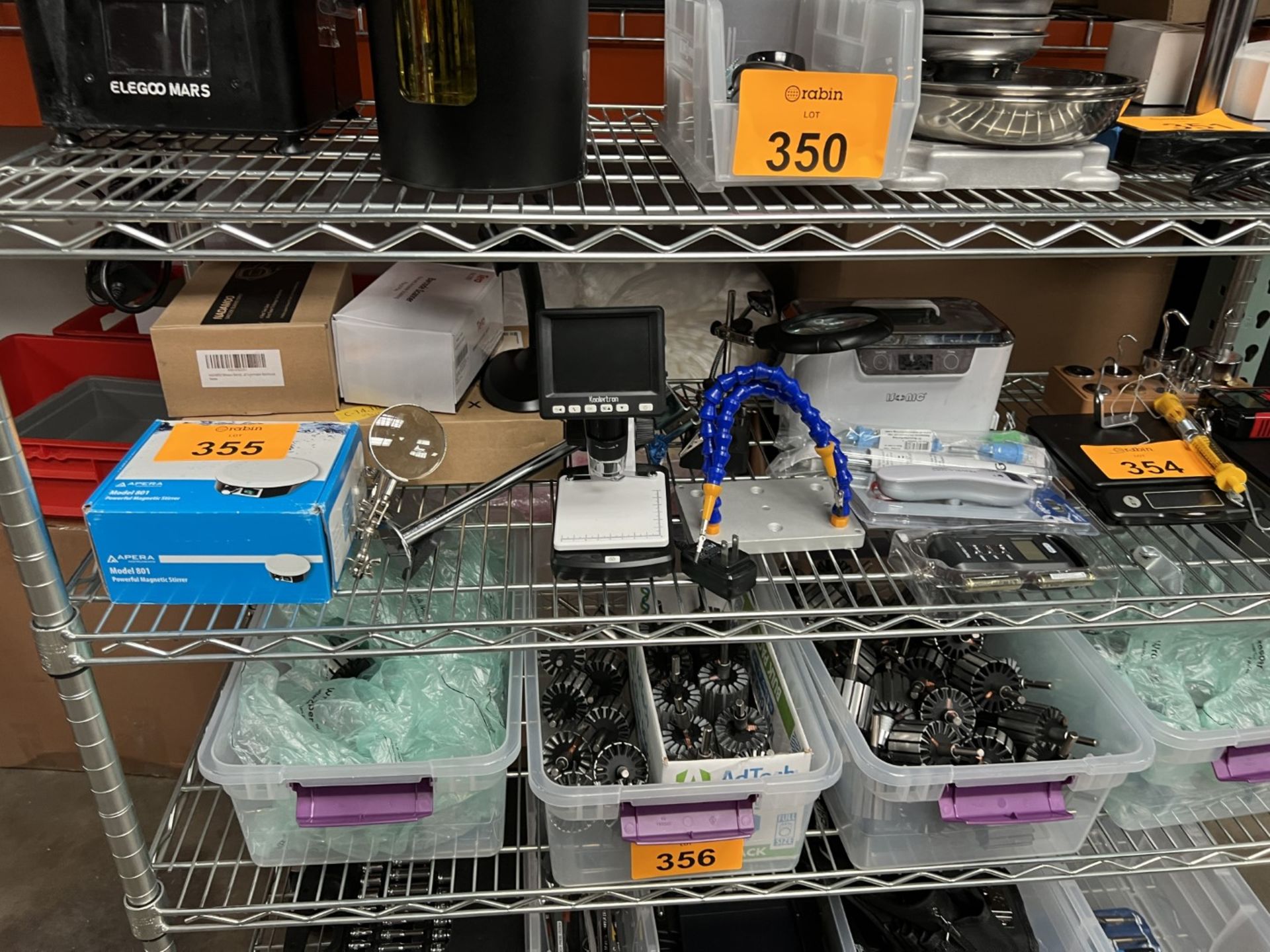 Lab Equipment - Image 6 of 10